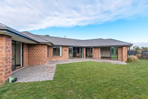 12 Kingsbridge Drive, Burwood, Christchurch