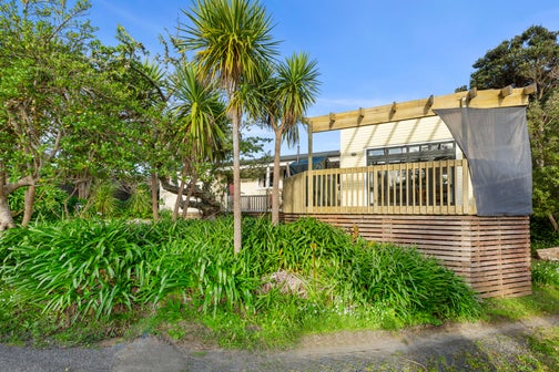 27A Government Road, Raglan