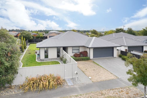 39 Amoka Crescent, Parklands, Christchurch