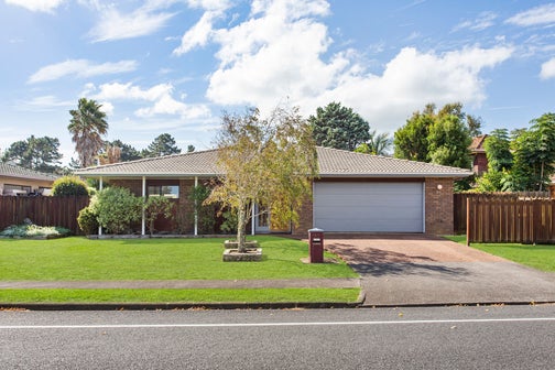 27 Golfland Drive, Golflands, Auckland