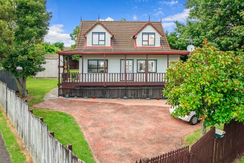 18 Caribbean Drive, Unsworth Heights, Auckland
