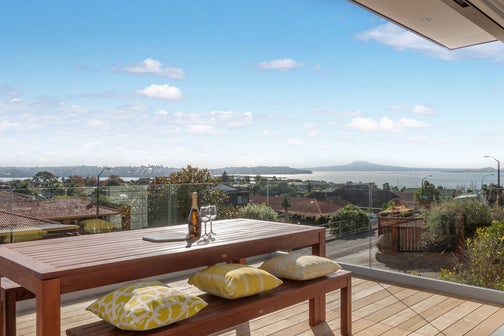 34 Pigeon Mountain Road, Half Moon Bay, Auckland