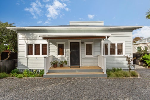 94A Blockhouse Bay Road, Avondale, Auckland