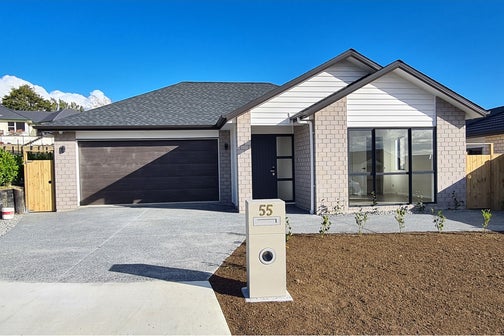 55 Twin Parks Rise, Papakura, Papakura