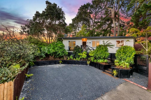 1/20 Applewood Drive, Henderson, Auckland