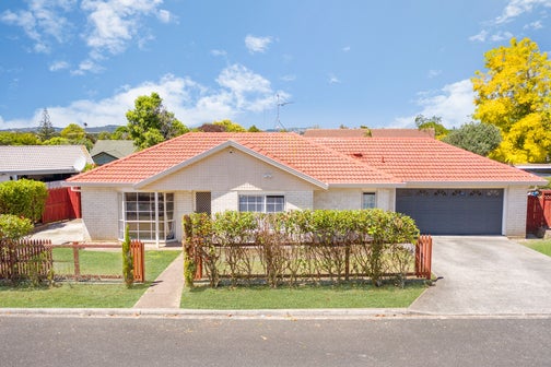 10 Colt Place, Randwick Park, Auckland
