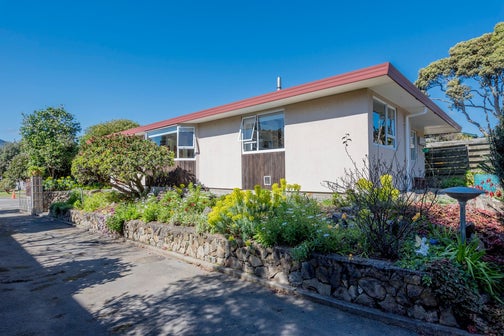 39 William Street, Waikanae Beach, Waikanae