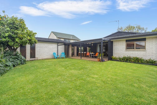 31 Butley Drive, Farm Cove, Auckland
