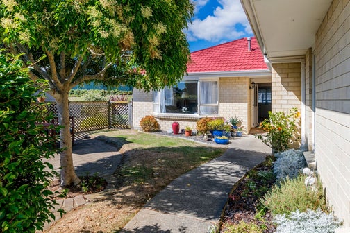 1 Crown Hill, Paraparaumu