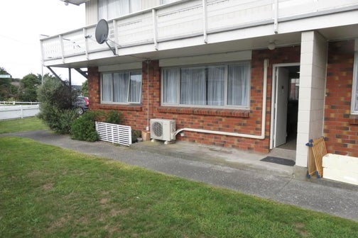 3/246 Main Road, Tawa, Wellington