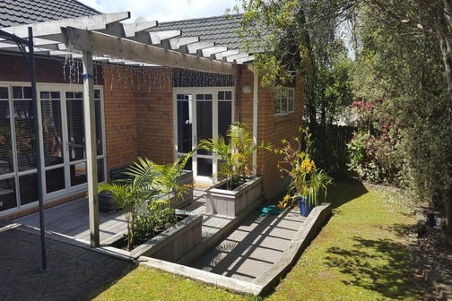 10 Piper Place, Goodwood Heights, Auckland
