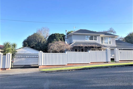 54 Tawhiri Road, One Tree Hill, Auckland