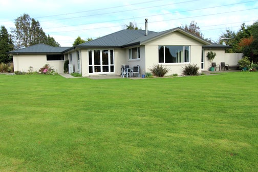 53 Millwood Glen, Mill Road