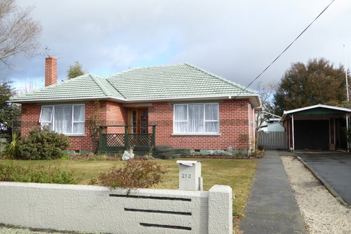 212 Walnut Avenue, Ashburton, Ashburton