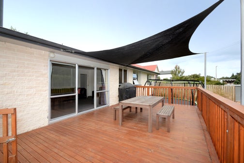 38 Irvine Street, Lawrence