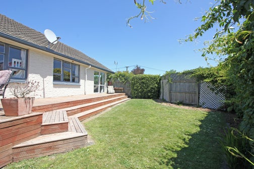 52 Lambeth Crescent, Redwood, Christchurch
