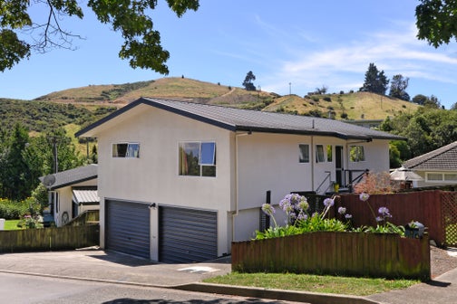 2/4 Ulster Street, Wakatu, Nelson