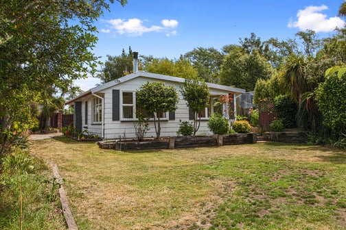 14 Pine Avenue, Waikuku Beach, Waikuku Beach