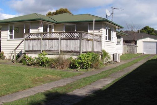 56 Ruapehu Street, Paraparaumu