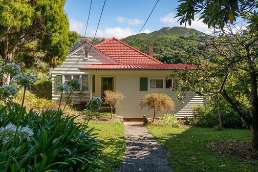 18 Trelissick Crescent, Ngaio, Wellington