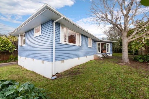21 Toatoa Place, Mangere Bridge, Auckland