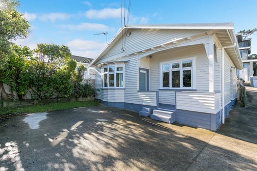 108 Calabar Road, Miramar, Wellington