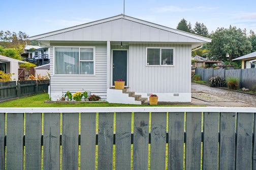 285 Wellington Road, Wainuiomata, Lower Hutt