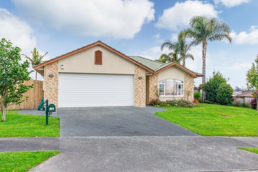 30 Richfield Crescent, Westgate, Auckland