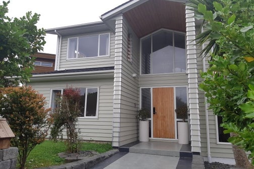 16 Zara Court, Windsor Park, Auckland