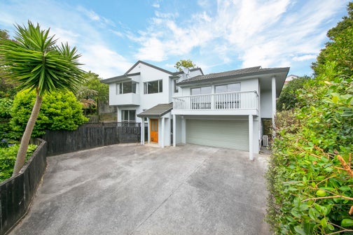 16B Stephen Lysnar Place, Hillsborough, Auckland