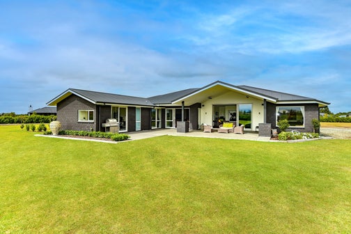 23 Whitcombe Place, Darfield, Darfield