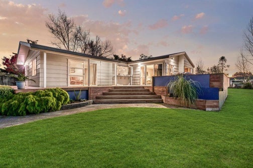 15 Pitt Road, Runciman, Drury