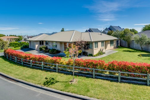 23 Panckhurst Drive, Woodend, Woodend
