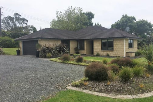 463 Waitakere Road, Henderson