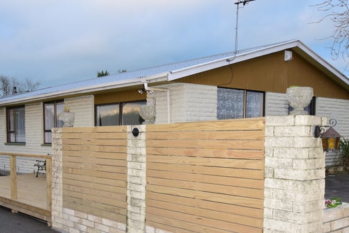 1/112 Queenspark Drive, Parklands, Christchurch