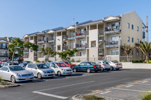 9B/71 Spencer Road, Oteha, North Shore City