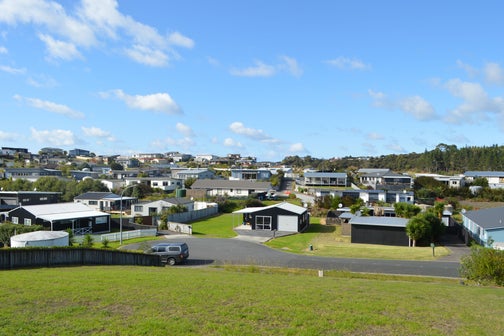 9 Te Whai Street, Mangawhai Heads, Mangawhai