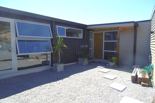 3 Eglinton Close, Aotea, Porirua