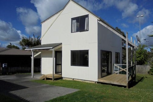 2/32 Elliott Avenue, Bayview, Auckland
