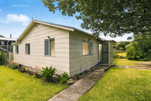 63 Palm Road, Palm Beach, Waiheke Island