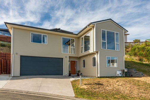 9 Cessna Way, Newlands, Wellington