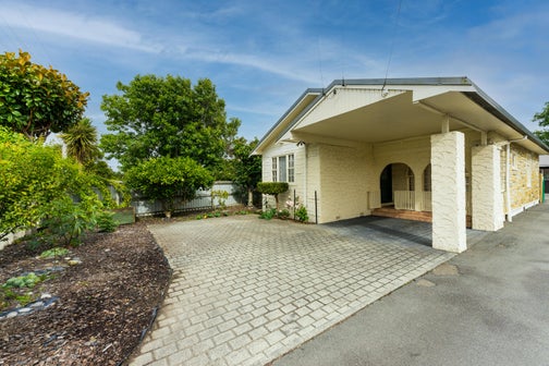 137 Waiwhetu Road, Waterloo, Lower Hutt