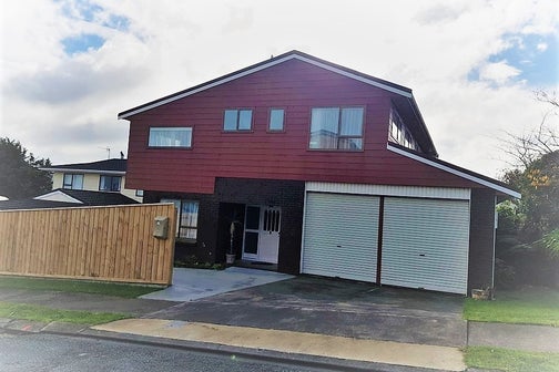 10 Tremaine Place, Camborne, Porirua