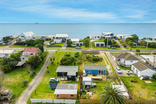 214 Pukehina Parade, Pukehina, Te Puke