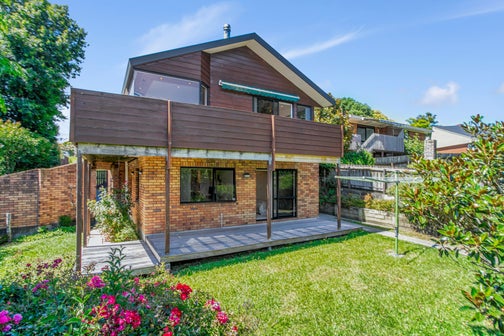 2/165 Titirangi Road, New Lynn, Auckland