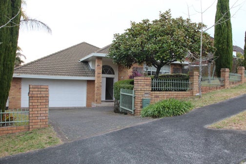 11 Arirang Rise, Pinehill, Auckland