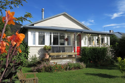 406 Glenview Road, Motupipi