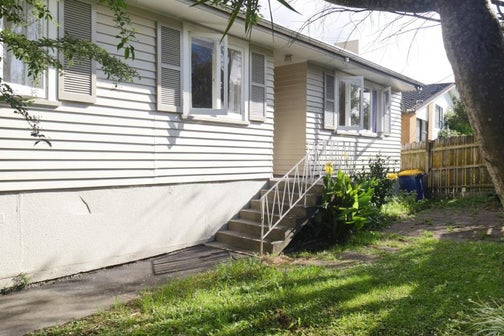 47 Pupuke Road, Birkenhead, Auckland