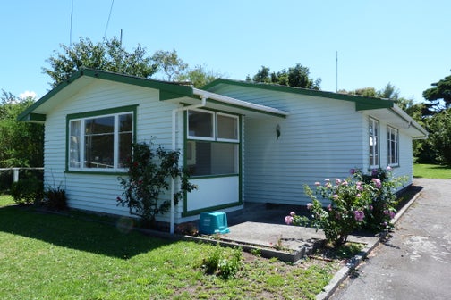 1 Tait Crescent, Featherston