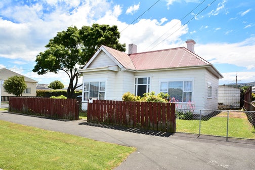 12 Young Street, Saint Kilda, Dunedin